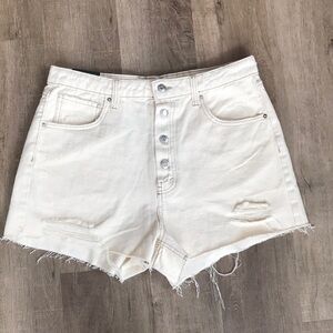 NWT Womens high rise cutoff shorts cream denim button up